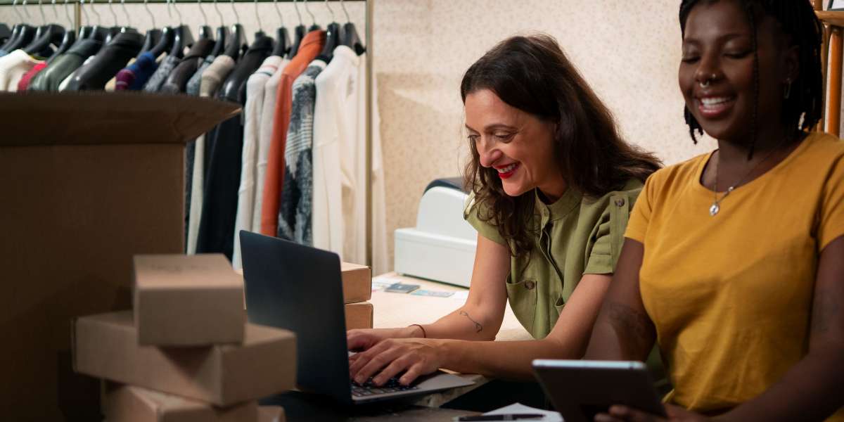 Descubra 3 profissões digitais para começar em 2025 e transformar sua carreira - Empreendedor em Lojas Online